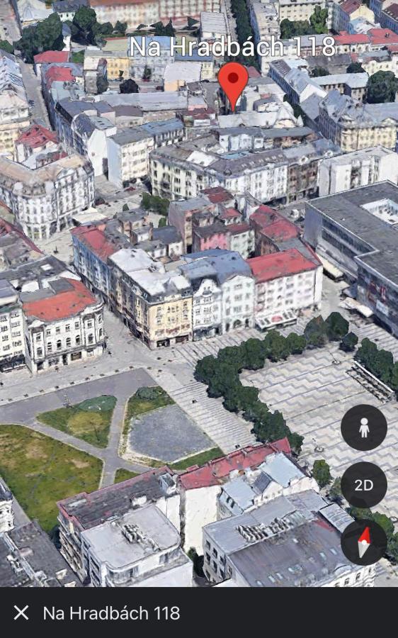 Red&Black Apartment City Centr, Na Hradbach 118 俄斯特拉发 外观 照片