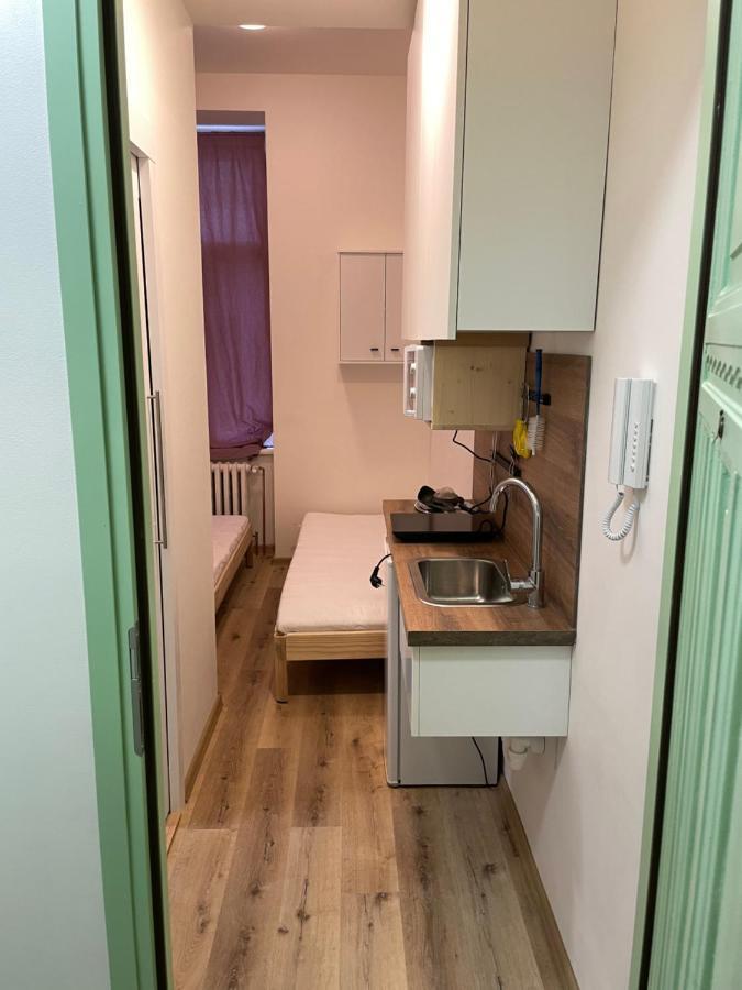 Red&Black Apartment City Centr, Na Hradbach 118 俄斯特拉发 外观 照片