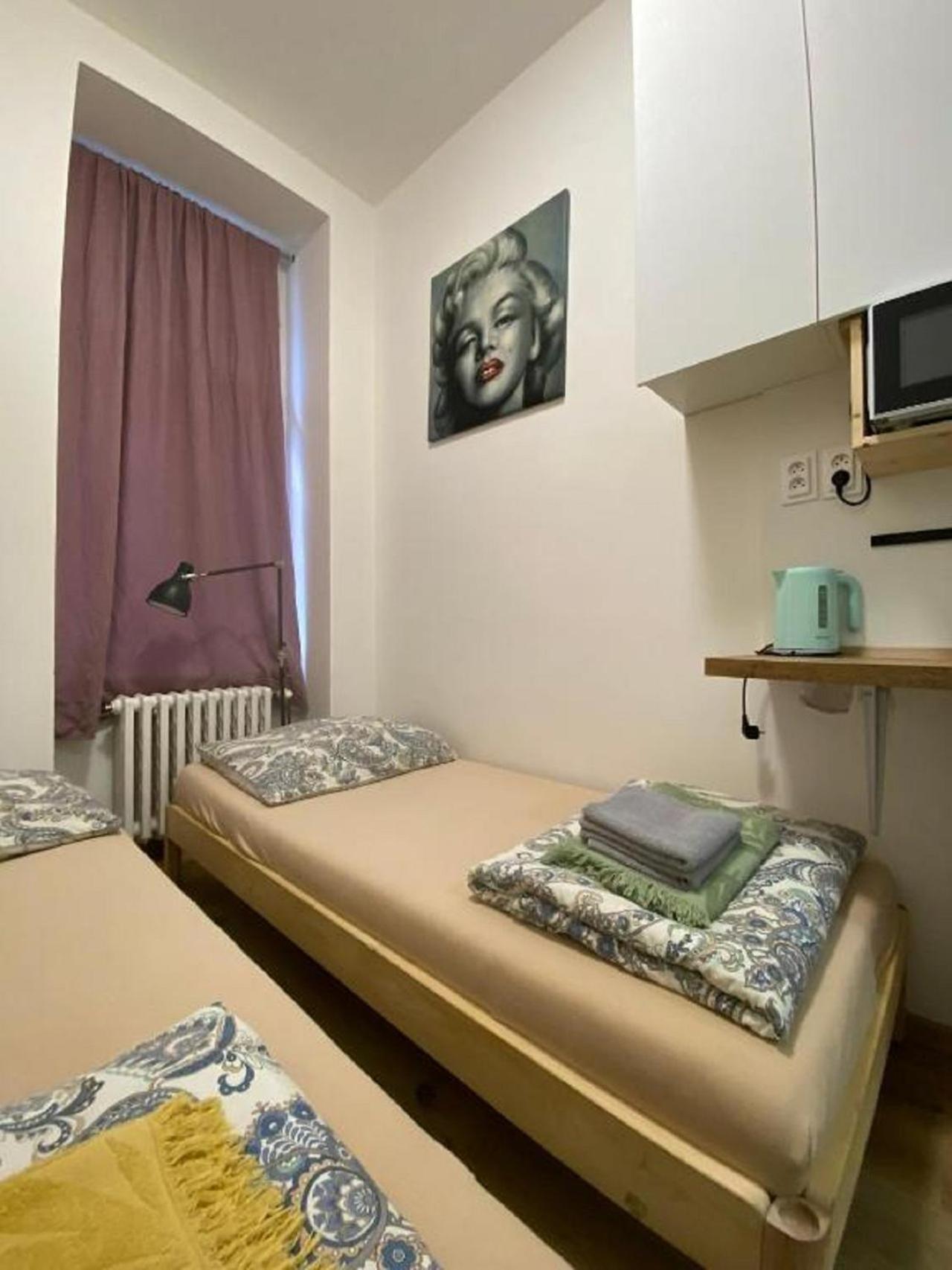 Red&Black Apartment City Centr, Na Hradbach 118 俄斯特拉发 外观 照片